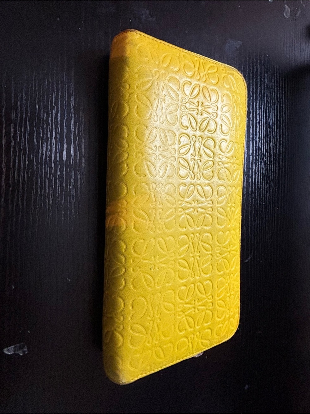 Authentic Loewe Repeat Anagram Zip Around Wallet Yellow Calfskin Excellent Cond - Picture 2 of 11